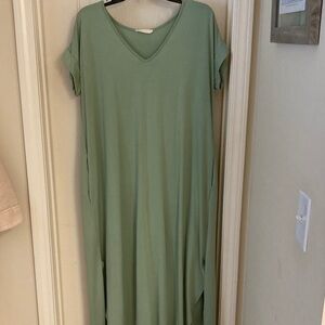 Green V-Neck Maxi Dress